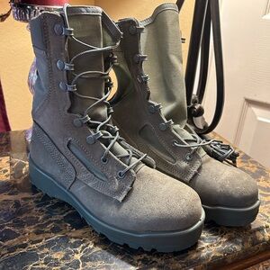 NWOT Belleville F600 ST Women’s Hot Weather USAF STEEL TOE Military Boot Sage
